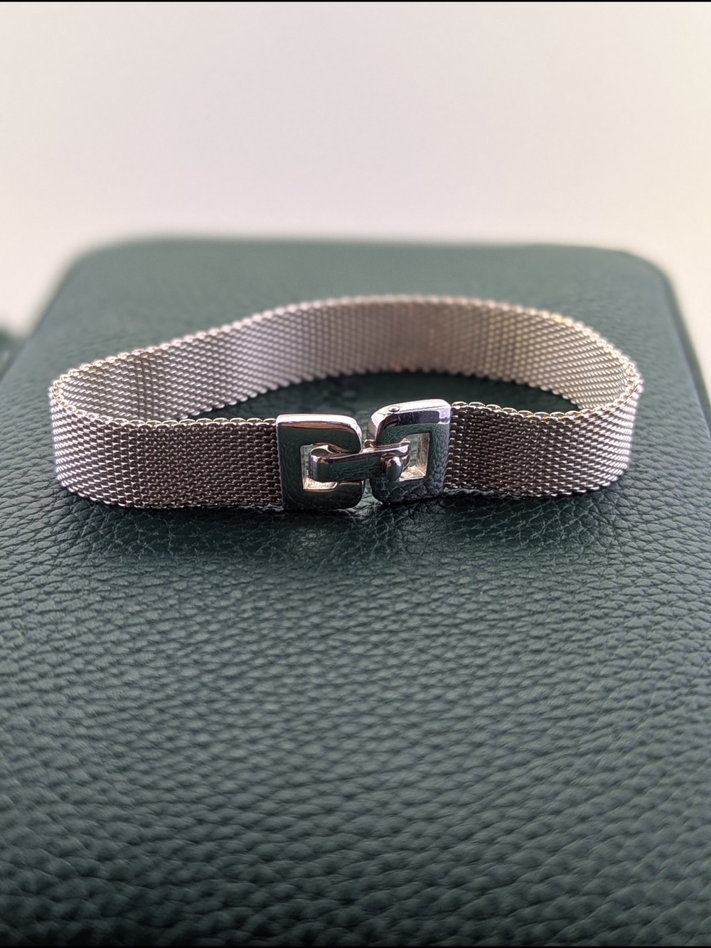 ✨ Authentic Tiffany & Co. Somerset Mesh Bracelet ✨